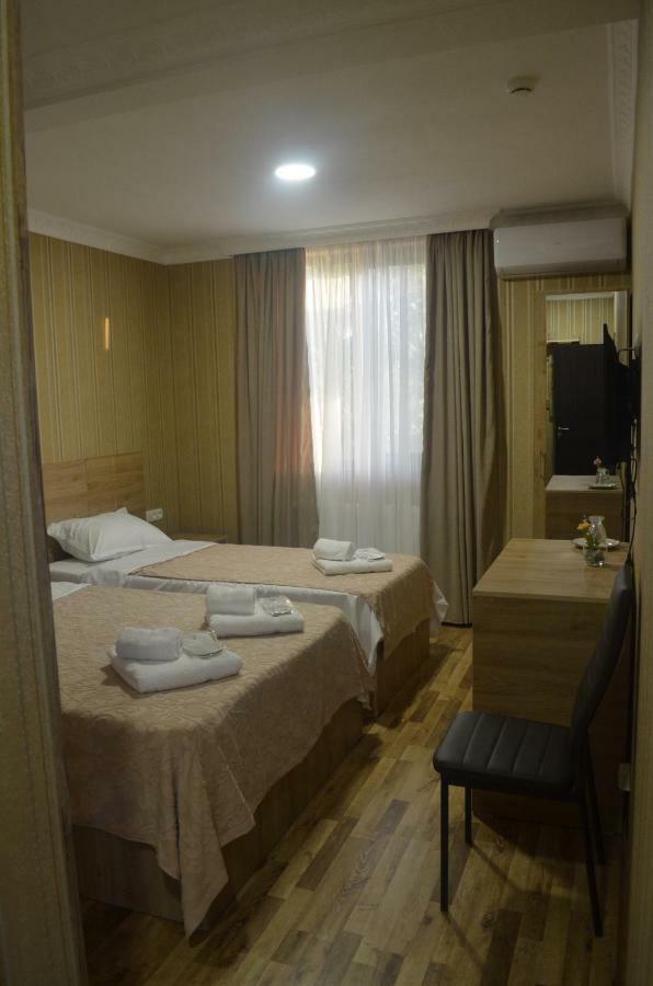 Kisi Garden Hotel Kisiskhevi Bagian luar foto